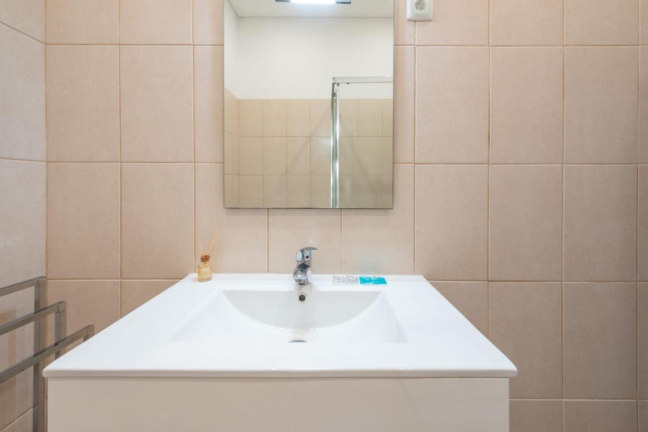Vita Portucale ! Deluxe 3 Bedroom Apartment In Arroios Lisbona Esterno foto