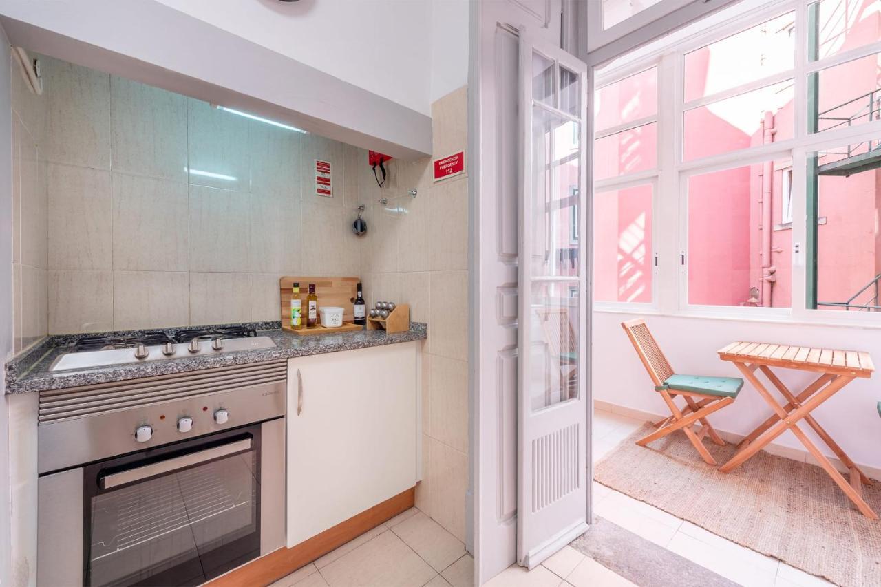 Vita Portucale ! Deluxe 3 Bedroom Apartment In Arroios Lisbona Esterno foto